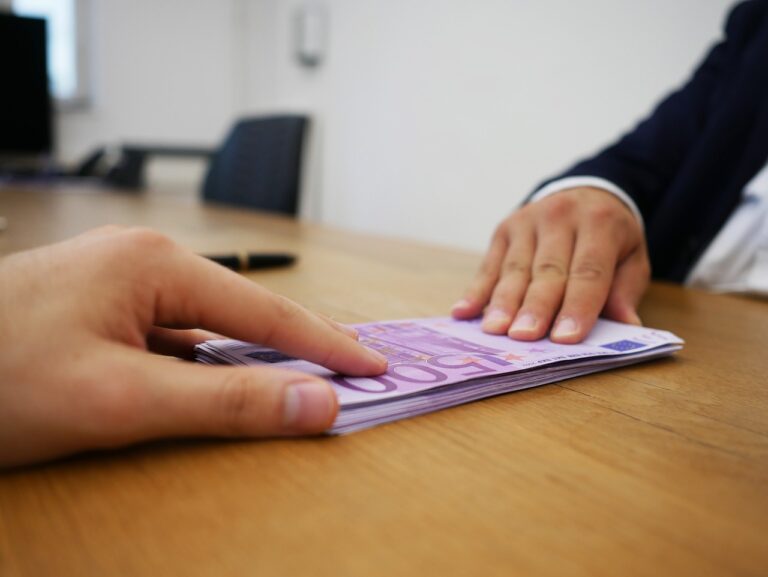 Assegno di accompagnamento: l'importo aggiornato e chi può richiederlo nel 2025